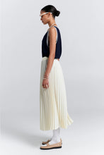 Load image into Gallery viewer, KAREN WALKER SUNRAY PLEATED SKIRT CREAM
