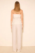 Load image into Gallery viewer, MØN RENN RAE TOP CREAM
