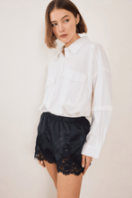 Load image into Gallery viewer, COMMONPLACE EVIE LACE JACQUARD MINI SHORT
