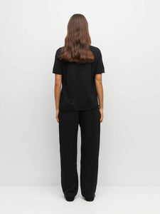 JHL BY JULIETTE HOGAN V NECK CASHMERE TEE BLACK