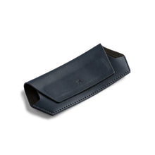 Load image into Gallery viewer, FOX &amp; LEO GLASSES CASE NAVY
