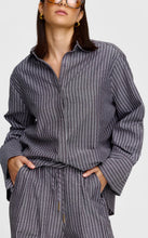 Load image into Gallery viewer, KINNEY ELODIE SHIRT CHARCOAL
