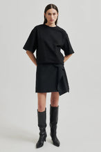 Load image into Gallery viewer, SECOND FEMALE GHITA GLITTER TEE BLACK
