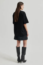 Load image into Gallery viewer, SECOND FEMALE GHITA GLITTER TEE BLACK
