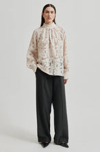 Load image into Gallery viewer, SECOND FEMALE STARY BLOUSE PUMICE STONE
