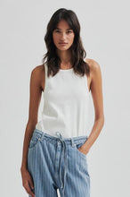 Load image into Gallery viewer, SECOND FEMALE GELINA TANK WHITE
