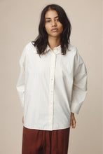 Load image into Gallery viewer, MARLE EDIE SHIRT IVORY/BLACK STRIPE S1
