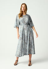 Load image into Gallery viewer, UNTOUCHED WORLD LEA DRESS DAPPLED BLOOM
