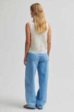 Load image into Gallery viewer, SECOND FEMALE SALEMA TOP EGGNOG
