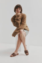 Load image into Gallery viewer, CHAOS &amp; HARMONY SOLACE SLIDE TAN
