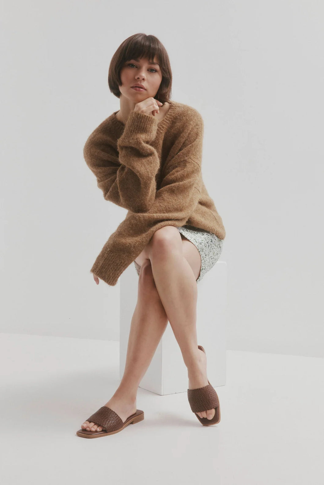 CHAOS & HARMONY SOLACE SLIDE TAN