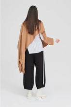 Load image into Gallery viewer, TAYLOR SIDED SCARF TOFFEE
