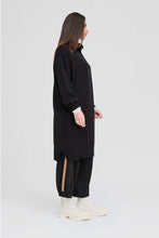 Load image into Gallery viewer, TAYLOR PINNED COAT BLACK
