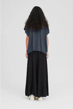 Load image into Gallery viewer, TAYLOR R TEE SMOKE
