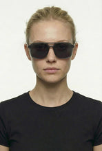 Load image into Gallery viewer, ECO SHADES LAI GREY
