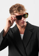 Load image into Gallery viewer, ECO SHADES ELIA BROWN
