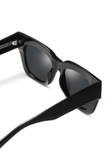 Load image into Gallery viewer, ECO SHADES ELIA BLACK
