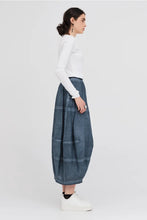 Load image into Gallery viewer, TAYLOR DIFFERENCE SKIRT DIFFUSED INDIGO
