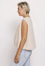 Load image into Gallery viewer, ZHRILL EREN VEST OFF WHITE
