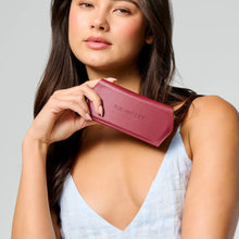 Load image into Gallery viewer, FOX &amp; LEO GLASSES CASE BURGUNDY

