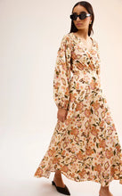 Load image into Gallery viewer, KINNEY NIKI DRESS GARDEN

