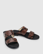 Load image into Gallery viewer, CHAOS &amp; HARMONY WAVE SLIDE COCO SNAKE
