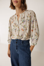 Load image into Gallery viewer, INDI &amp; COLD NOA TOP BEIGE

