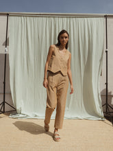 Load image into Gallery viewer, INDI &amp; COLD ISABELLA VEST
