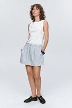 Load image into Gallery viewer, MARLE ALISA SHORT BLEU STRIPE
