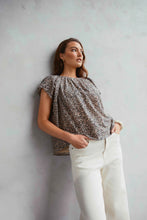 Load image into Gallery viewer, MARLOW AMAN BLOUSE DRIFT PRINT
