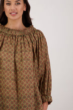Load image into Gallery viewer, BRIARWOOD ANNABELLA TOP CAMEL TILE
