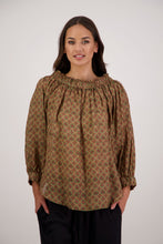 Load image into Gallery viewer, BRIARWOOD ANNABELLA TOP CAMEL TILE
