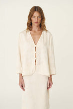 Load image into Gallery viewer, ROWIE ATTA JACQUARD TANG SHIRT IVORY FLORAL
