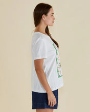 Load image into Gallery viewer, BETTY BASICS ELLIA CREW TEE PARADISE BEACH

