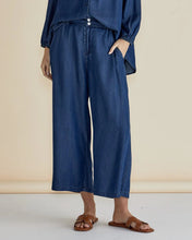 Load image into Gallery viewer, BETTY BASICS RIO RELAXED PANT DARK INDIGO
