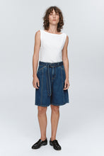 Load image into Gallery viewer, MARLE BELTED JEAN SHORTS
