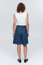Load image into Gallery viewer, MARLE BELTED JEAN SHORTS
