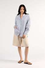 Load image into Gallery viewer, TUESDAY BERMUDA SHORTS OYSTER
