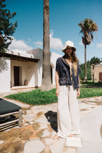Load image into Gallery viewer, INDI &amp; COLD SOLANA SHIRT MARINO
