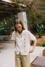 Load image into Gallery viewer, INDI &amp; COLD YARA SHIRT CRUDO
