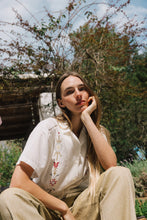 Load image into Gallery viewer, INDI &amp; COLD YARA SHIRT CRUDO
