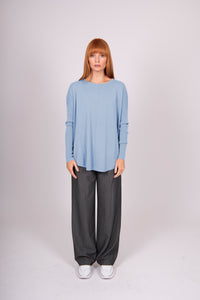 BRIDGE & LORD QUEEN CURVED HEM CREW JUMPER SKYBLUE