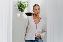 Load image into Gallery viewer, BRIDGE &amp; LORD BOYFRIEND CARDI WITH CONTRAST STONE/GERANIUM
