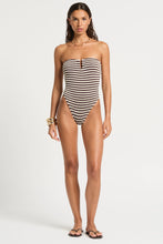 Load image into Gallery viewer, BOND-EYE BLAKE SABLE DOT STRIPE
