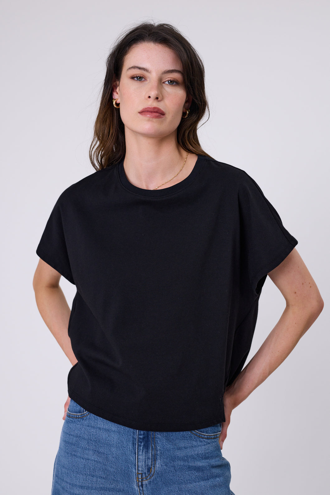 MARLOW BARREL TEE BLACK