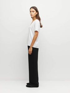 JHL BY JULIETTE HOGAN V NECK CASHMERE TEE WHITE