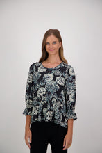 Load image into Gallery viewer, BRIARWOOD CARMEL TOP BLACK FLORAL
