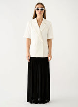 Load image into Gallery viewer, COMING SOON | ESMAEE CHARTER BLAZER WHITE
