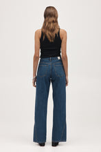 Load image into Gallery viewer, MARLE CURVE SEAM JEAN II HERITGAE BLUE
