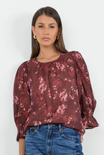 Load image into Gallery viewer, IVY + JACK CANDID PLUM SMUDGE FLORAL FRILL SLEEVE CREW NECK TOP
